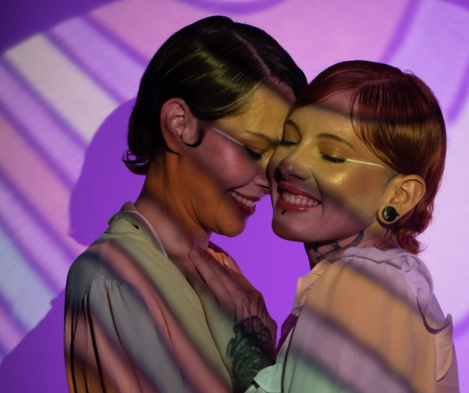 Satraucoši: Pētījums liecina par augstu pašnāvību risku LGBTQ jauniešu vidū ASV