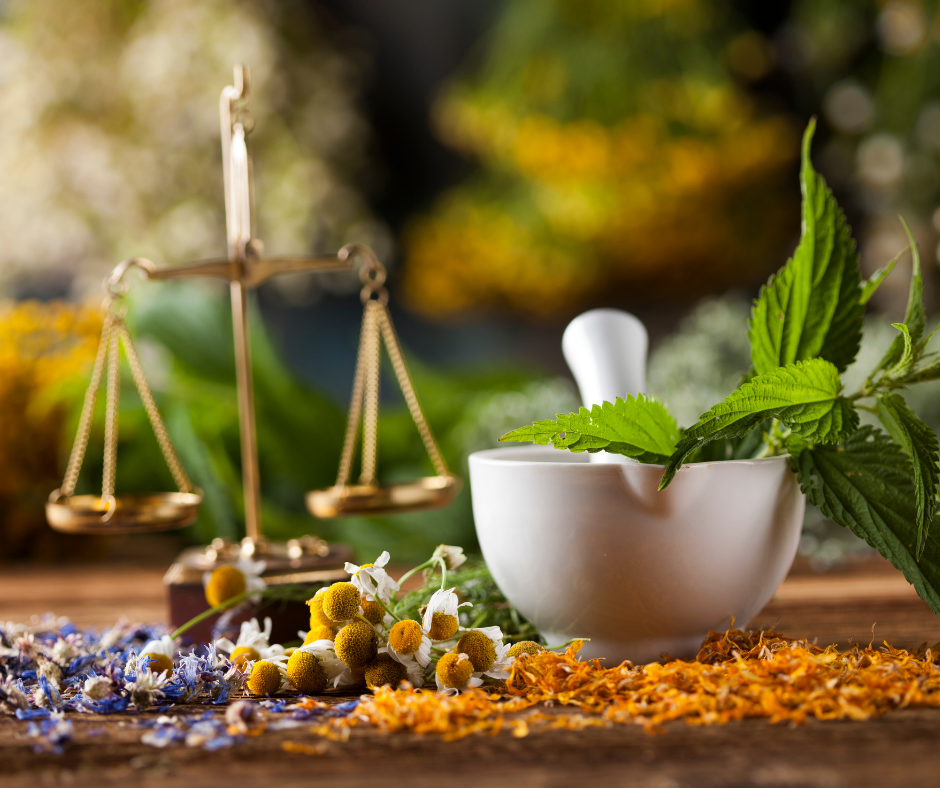 No kečupa matu audzēšanai līdz mūsdienu regulām: pieci fakti par zāļu vēsturi un ražošanu