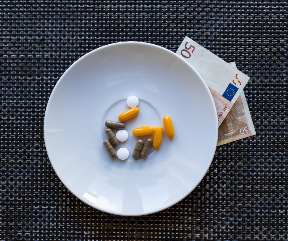 Ko īsti samazina Zāļu cenu reforma – medikamentu cenas vai aptieku skaitu Latvijā?