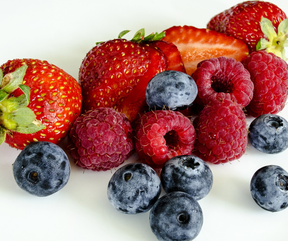 Kad no ogām un augļiem dedzina kuņģi: Kāpēc vasarā paaugstinās kuņģa skābes līmenis un ko iespējams darīt? 