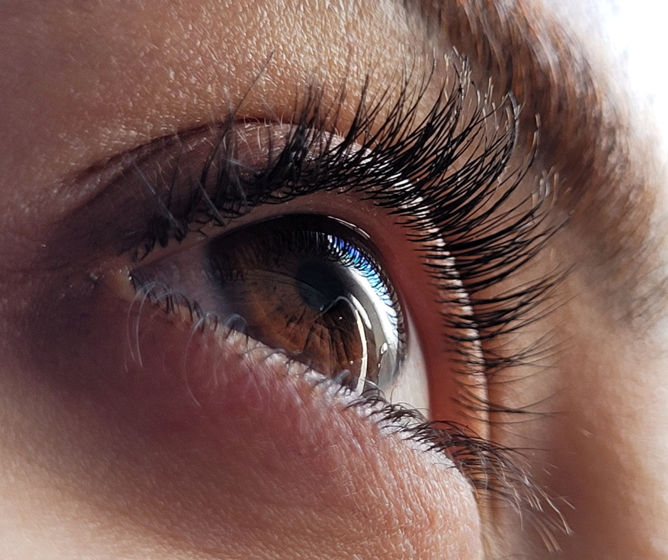 Acu sausums – bieži sastopama problēma. Kāda ir palīdzība un risinājumi