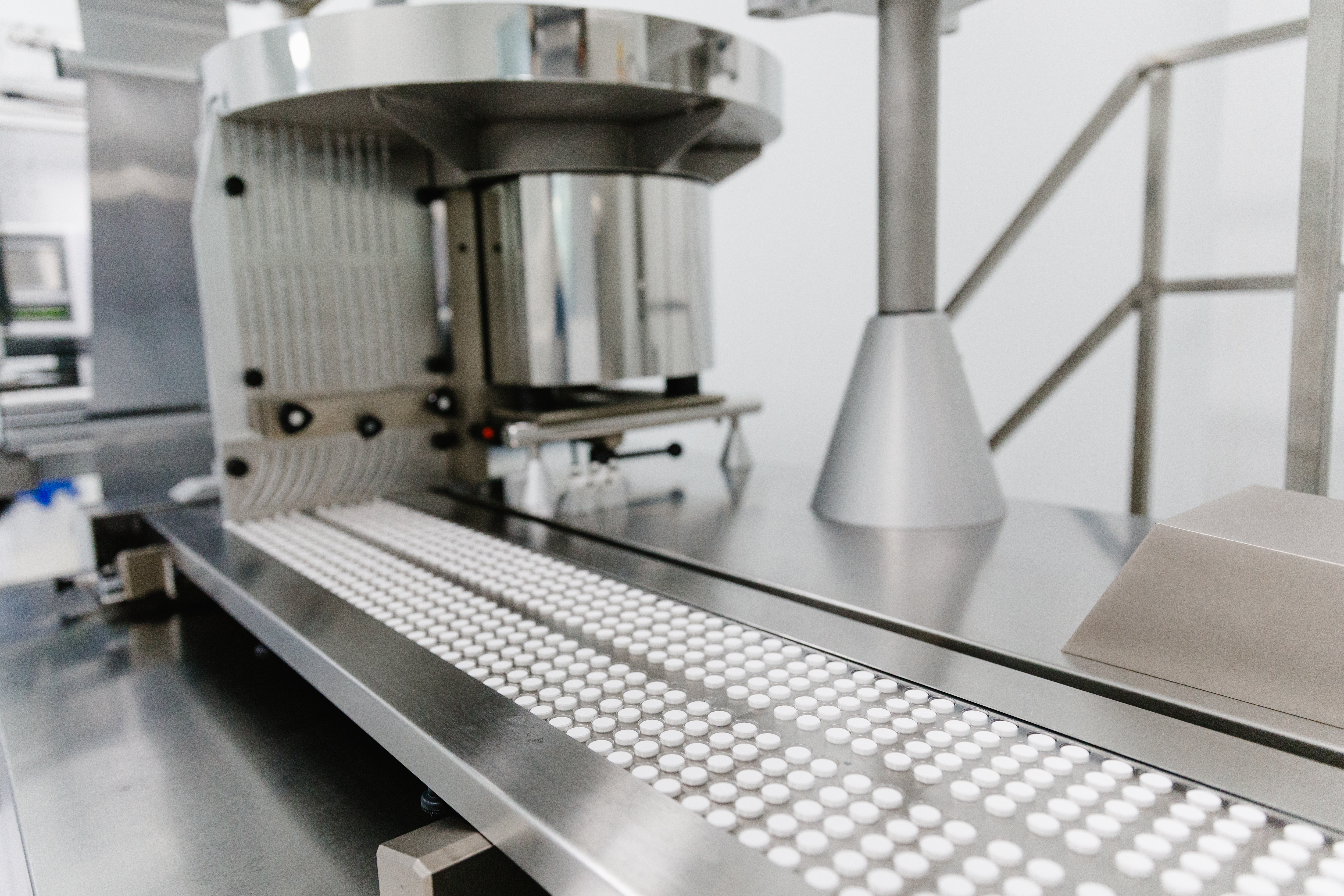 Gadu pēc zīmola maiņas “Olpha” veiksmīgi atjaunojusi reģistrācijas apliecības visiem saviem medikamentiem Baltijas valstīs