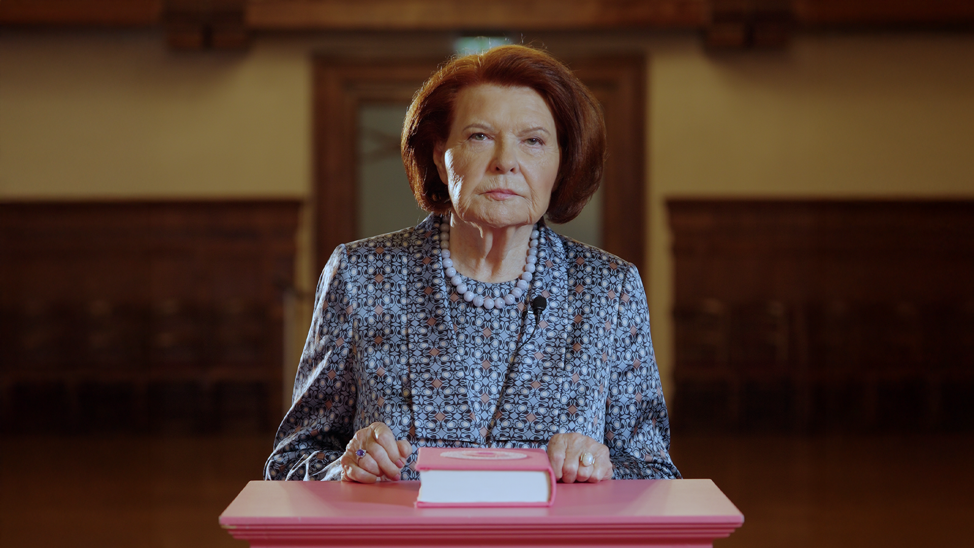 V.Vīķe-Freiberga aicina sievietes nebaidīties no krūšu pārbaudēm