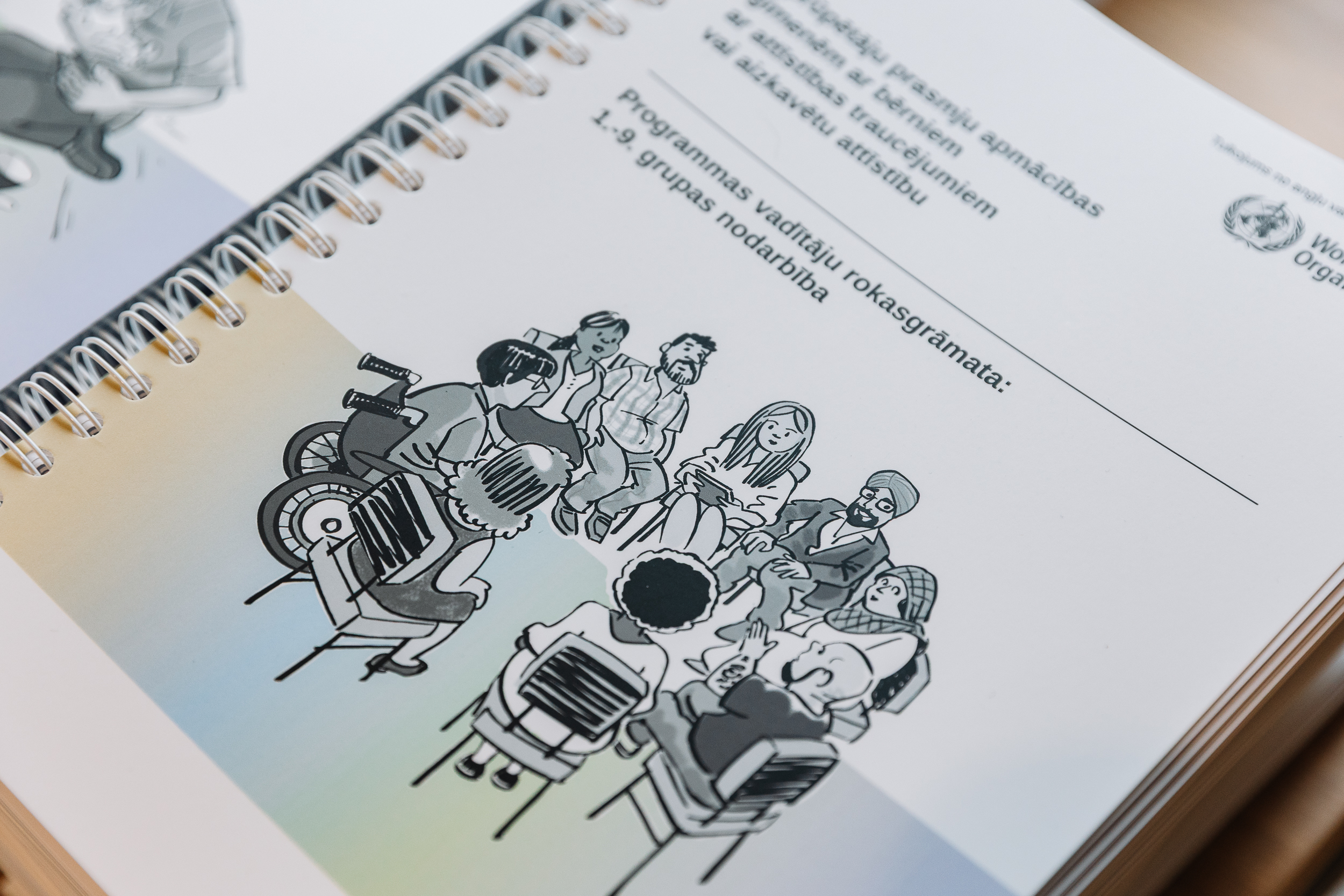 Bērnu slimnīca piedāvā e-apmācības vecākiem bērnu sociālo un komunikācijas prasmju stiprināšanai