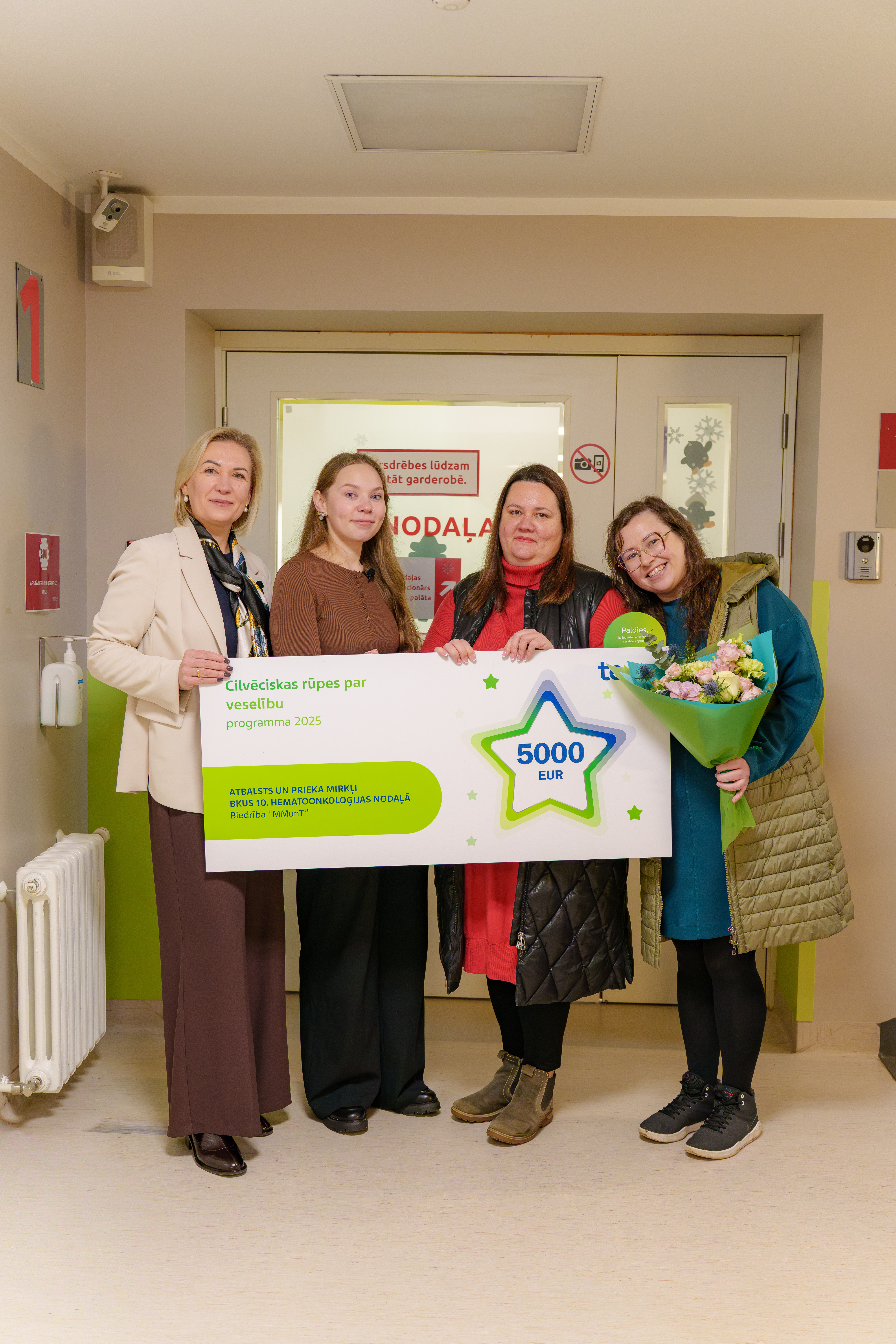 Apbalvoti trīs sirds siltuma pilni projekti